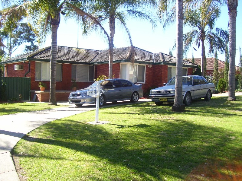 West Hoxton NSW 2171