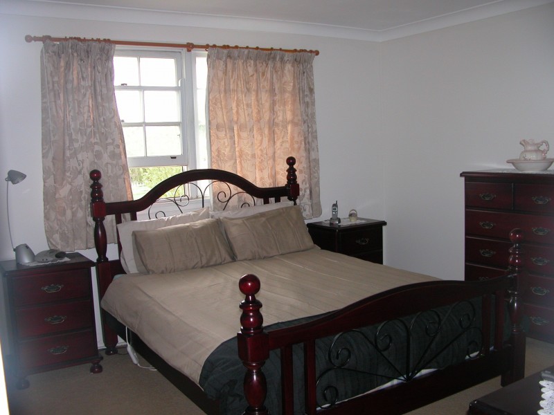 87 Barry Avenue, Catherine Field NSW 2557