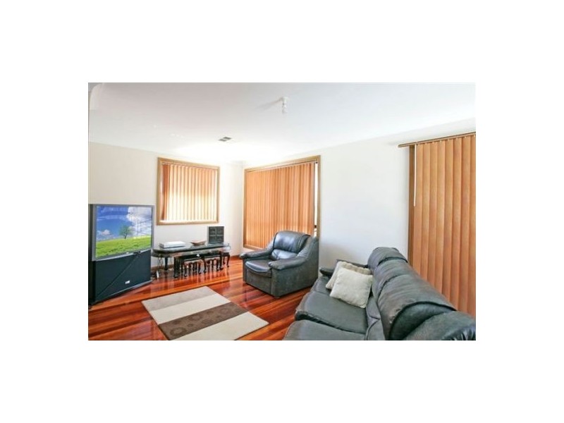 West Hoxton NSW 2171
