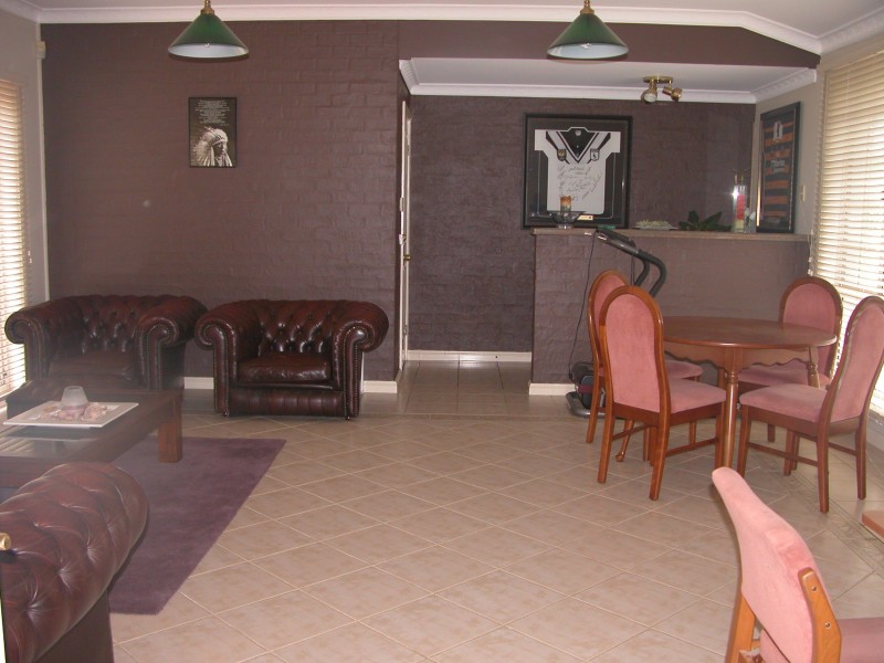 Denham Court NSW 2565