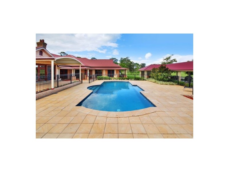 2 William Street, Wallacia NSW 2745