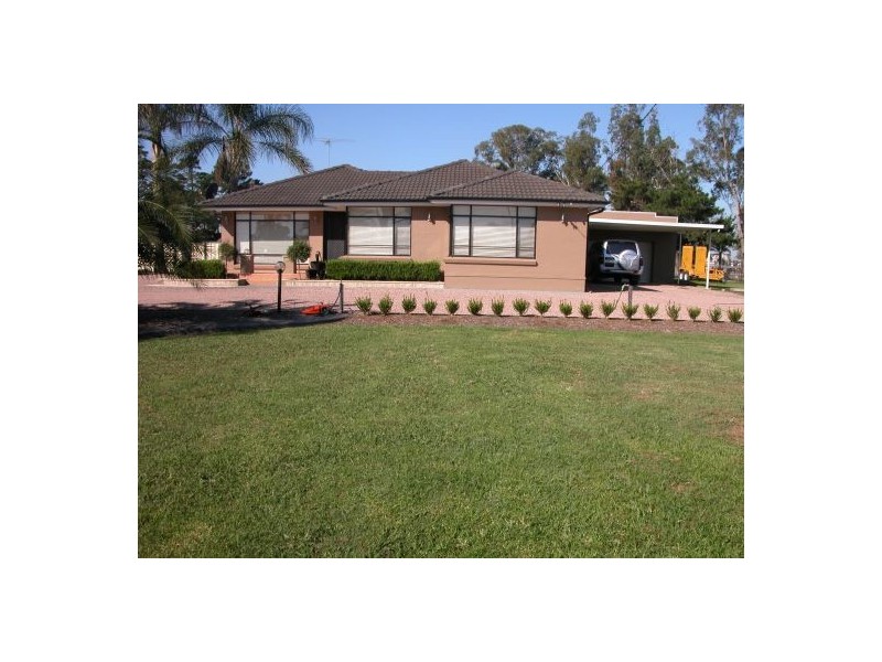 Badgerys Creek NSW 2555