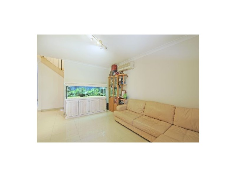 West Hoxton NSW 2171