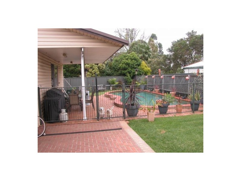 43 Fitzpatrick Crescent, Casula NSW 2170