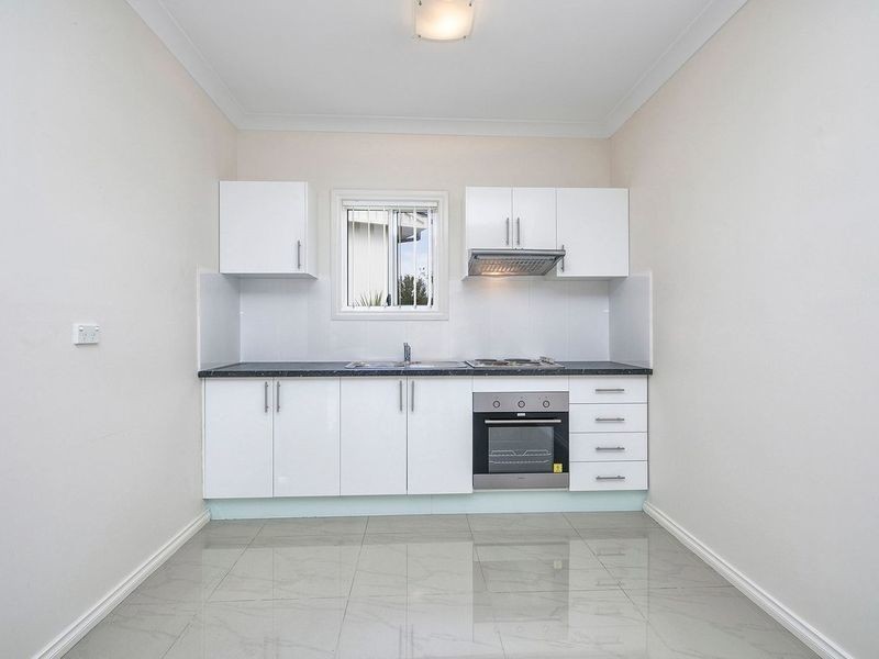 10 Garnet Place, Cartwright NSW 2168