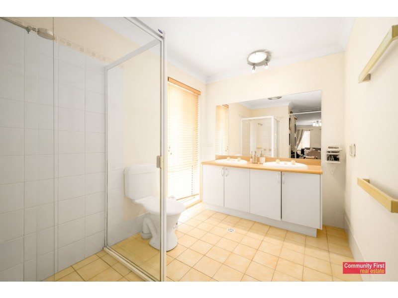 68 Latina Circuit, Prestons NSW 2170
