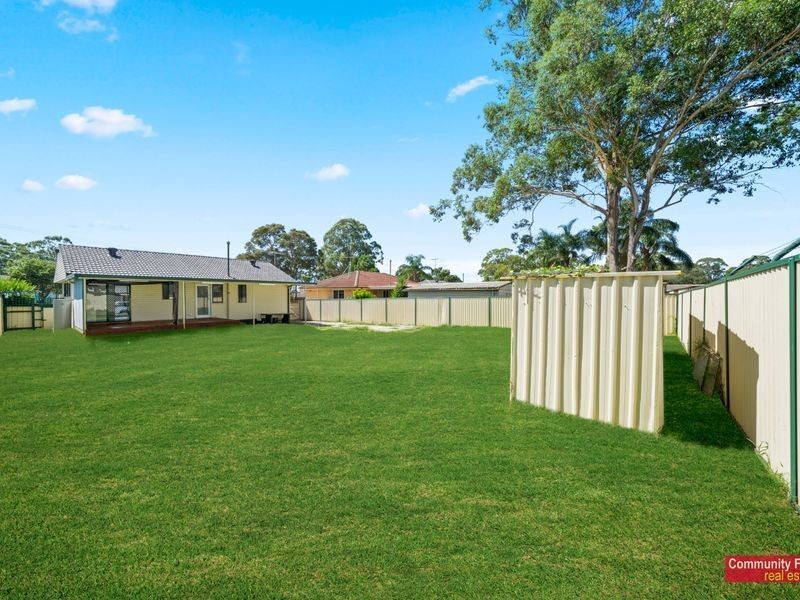 12 Dundee Street, Sadleir NSW 2168