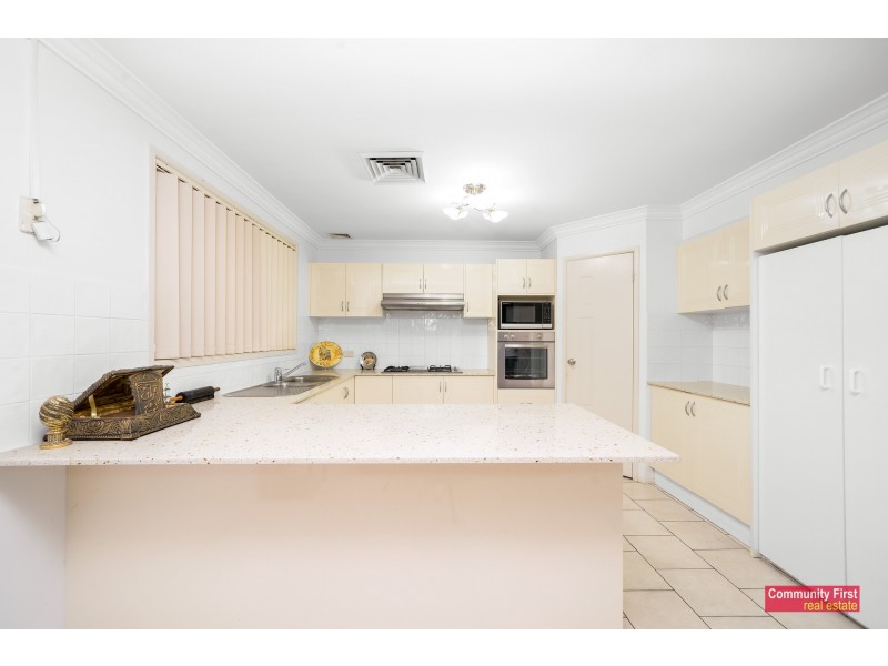 11 Mildura Place, Prestons NSW 2170