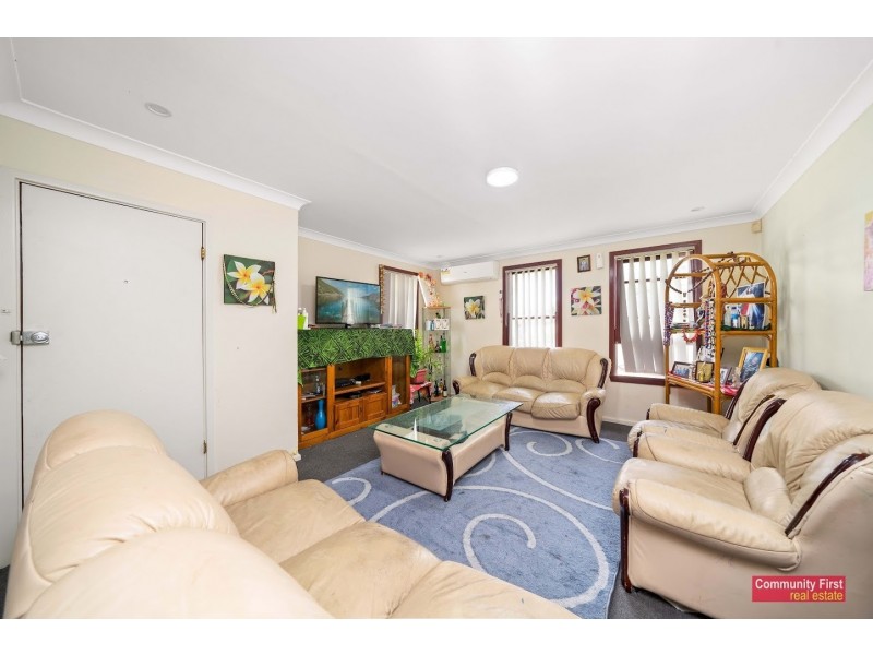 3 Warrigo Street, Sadleir NSW 2168