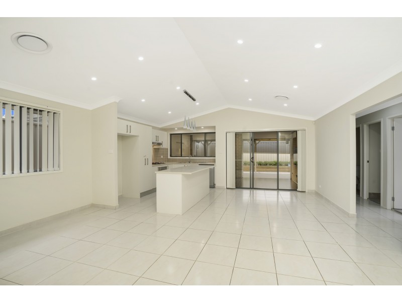 30 Melrose Street, Middleton Grange NSW 2171