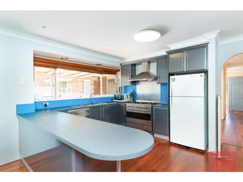 8 Caroline Chisholm Drive, Camden South NSW 2570