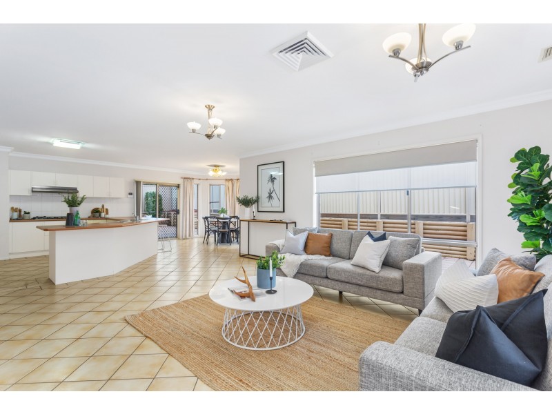 2 Michelago Circuit, Prestons NSW 2170