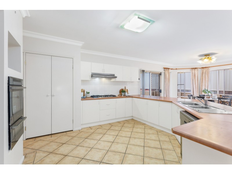 2 Michelago Circuit, Prestons NSW 2170