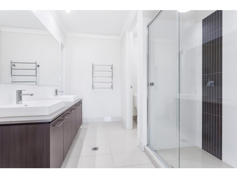 133 Village Circuit, Gregory Hills NSW 2557