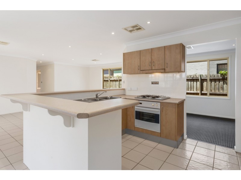 23 Strzlecki Drive, Horningsea Park NSW 2171