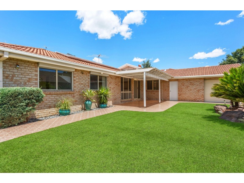 23 Strzlecki Drive, Horningsea Park NSW 2171