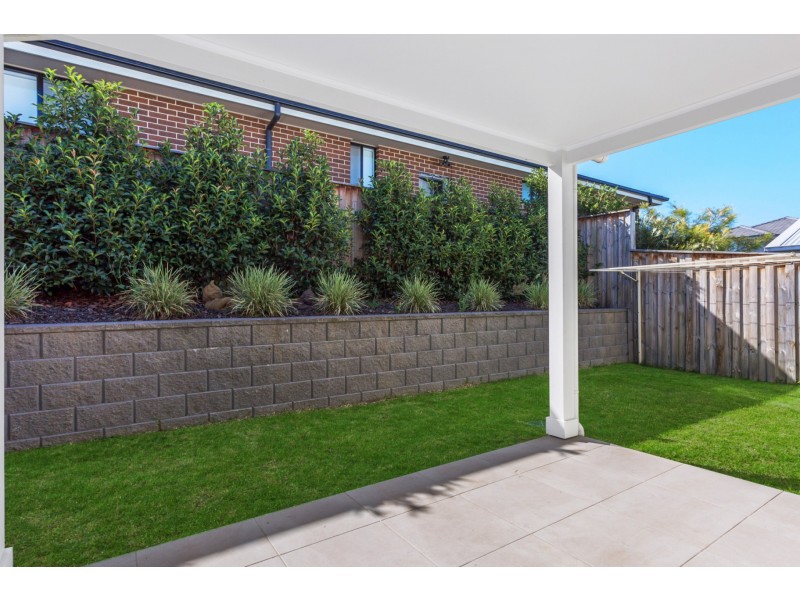 4 Baker Way, Elderslie NSW 2570