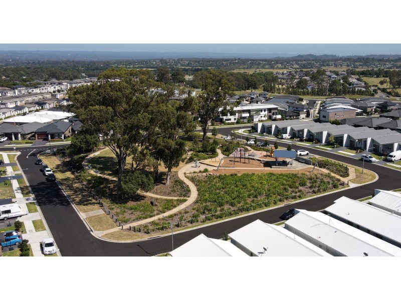 4 Baker Way, Elderslie NSW 2570