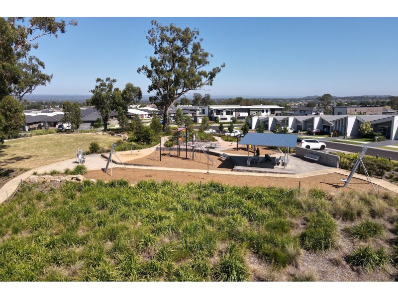 4 Baker Way, Elderslie NSW 2570