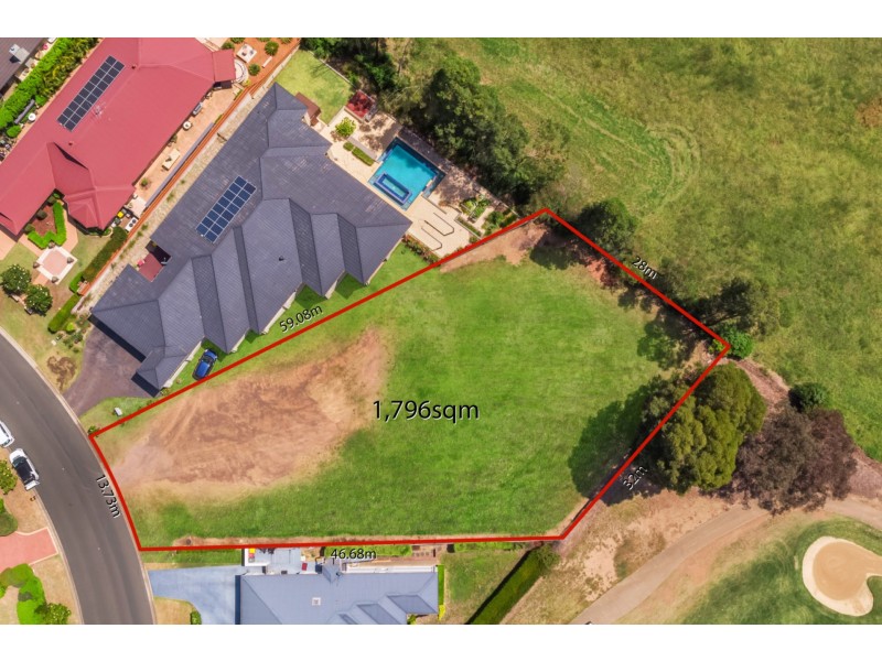 12 Macquarie Links Drive, Macquarie Links NSW 2565