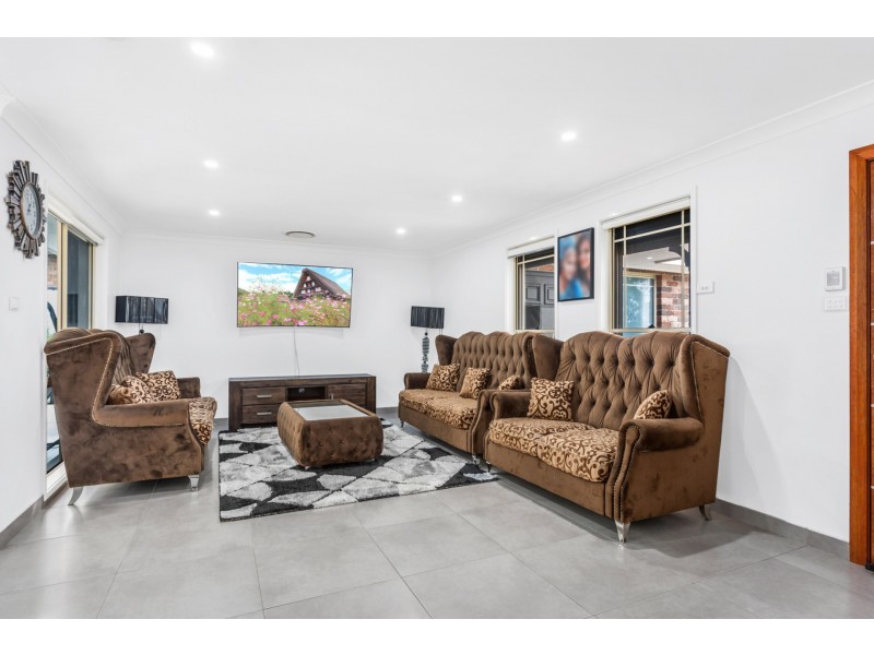 4 Sanderling Street, Hinchinbrook NSW 2168