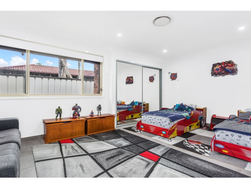 4 Sanderling Street, Hinchinbrook NSW 2168