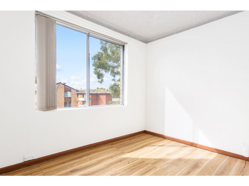 11/13 Speed Street, Liverpool NSW 2170