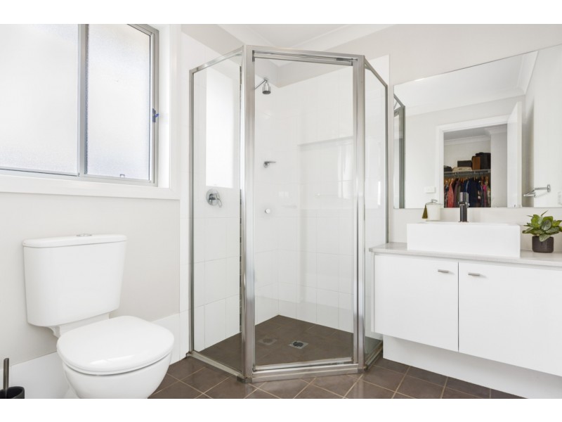 3 Stonequarry Way, Carnes Hill NSW 2171