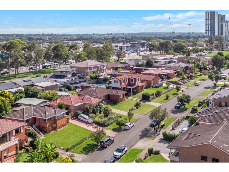 21 Congressional Drive, Liverpool NSW 2170