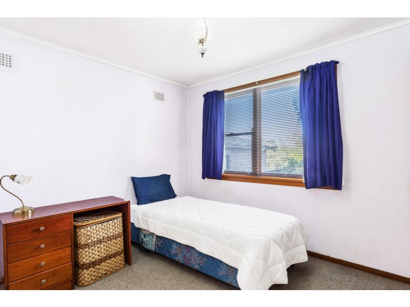 13 Catherine Avenue, Lurnea NSW 2170