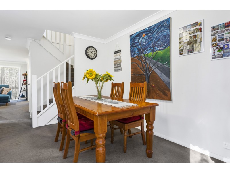 12 Bellona Terrace, Glenfield NSW 2167