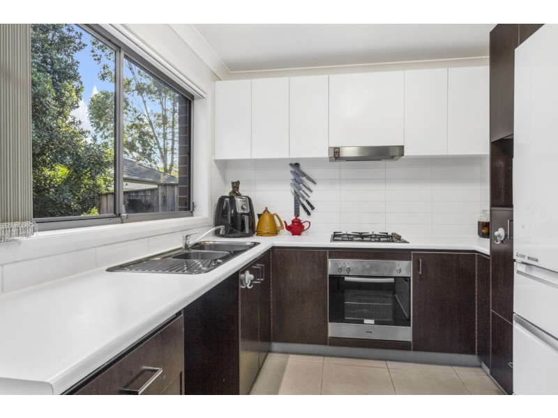 12 Bellona Terrace, Glenfield NSW 2167