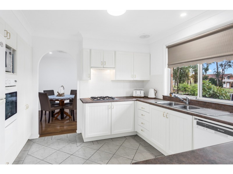 2 Baguette Close, Casula NSW 2170