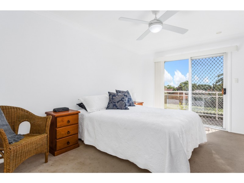 2 Baguette Close, Casula NSW 2170