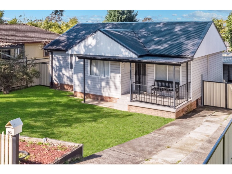 93 Heckenberg Avenue, Sadleir NSW 2168