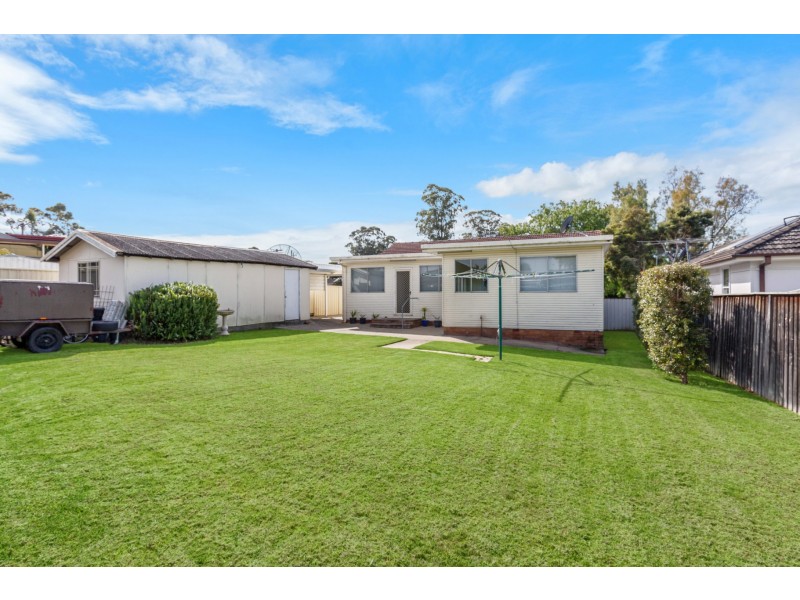 3 Leicester Place, Miller NSW 2168