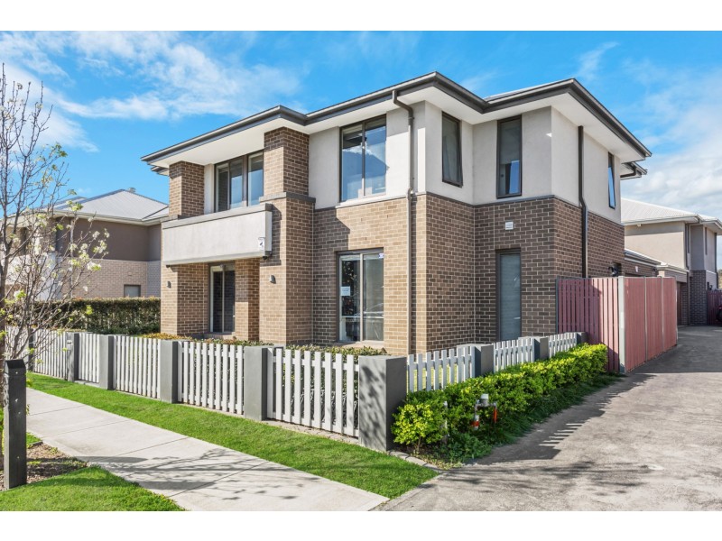 8 Passiflora Avenue, Denham Court NSW 2565