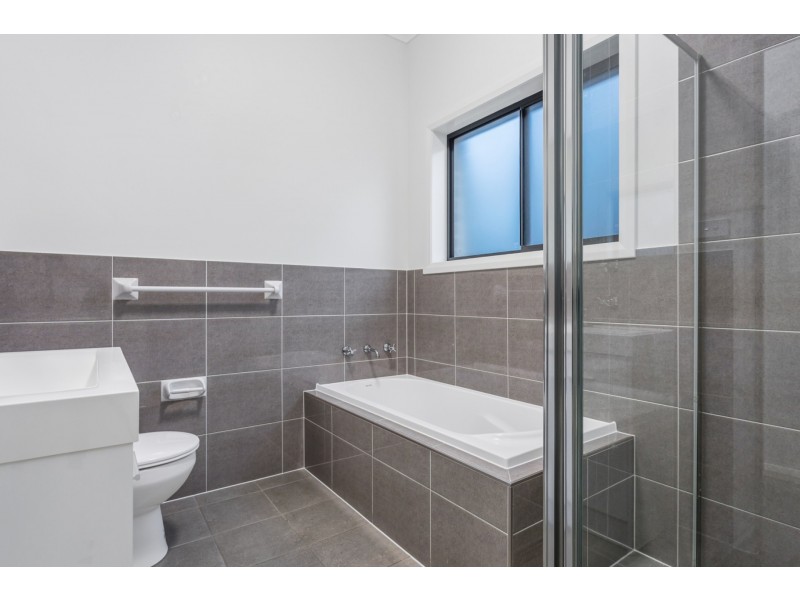 54 Wheatley Drive, Airds NSW 2560