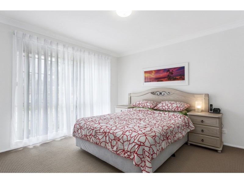 2 Fantail Place, Green Valley NSW 2168