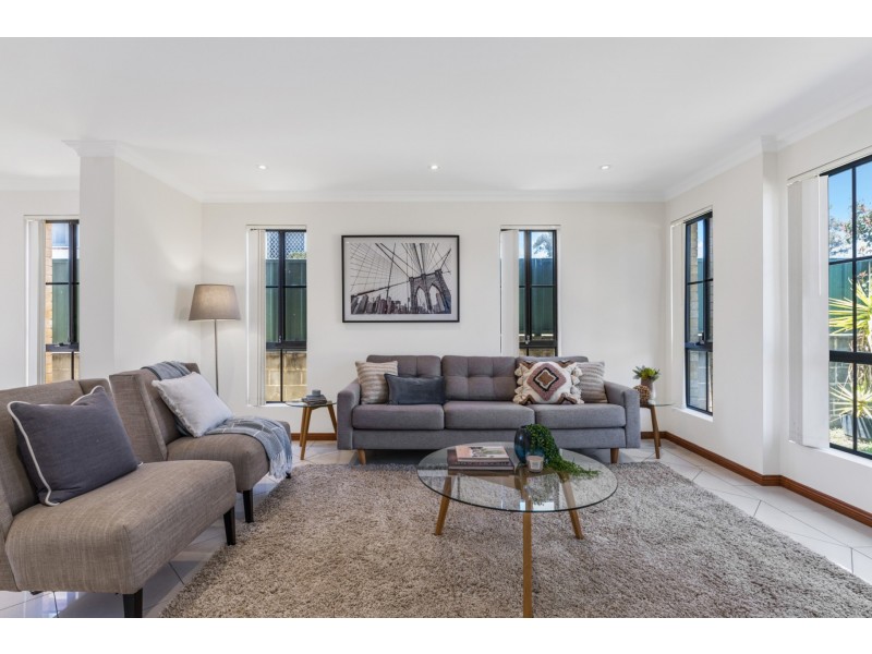 68a Hoddle Avenue, Campbelltown NSW 2560