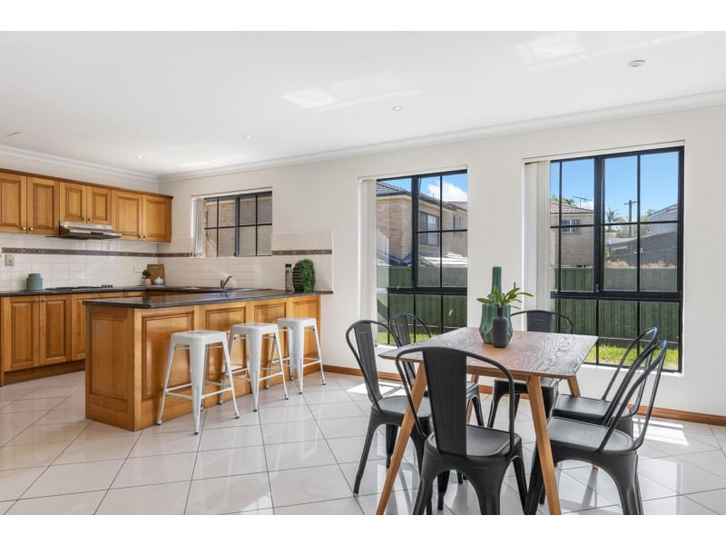 68a Hoddle Avenue, Campbelltown NSW 2560