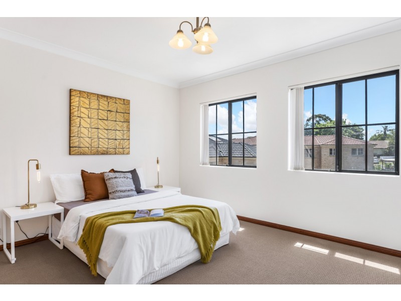 68a Hoddle Avenue, Campbelltown NSW 2560