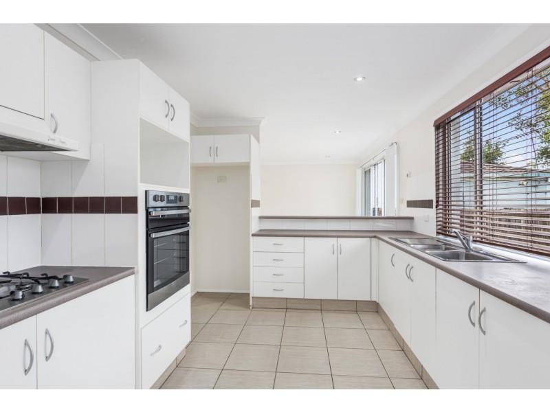 28 Horningsea Park Drive, Horningsea Park NSW 2171