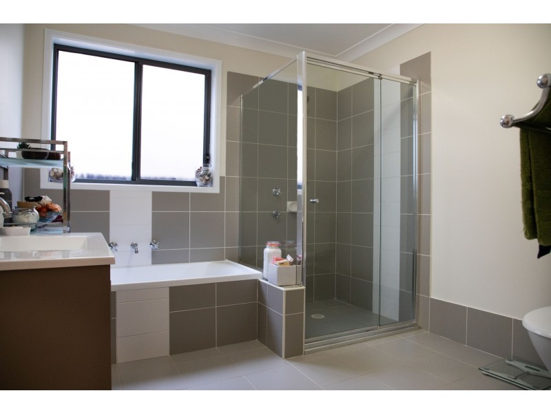 61 Stansmore Avenue, Prestons NSW 2170