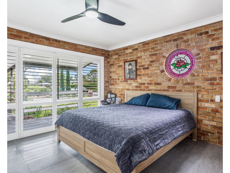 10 Yule Place, Glenfield NSW 2167