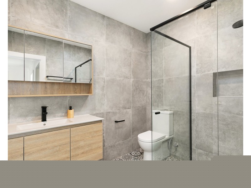 1 Leach Road, Guildford NSW 2161