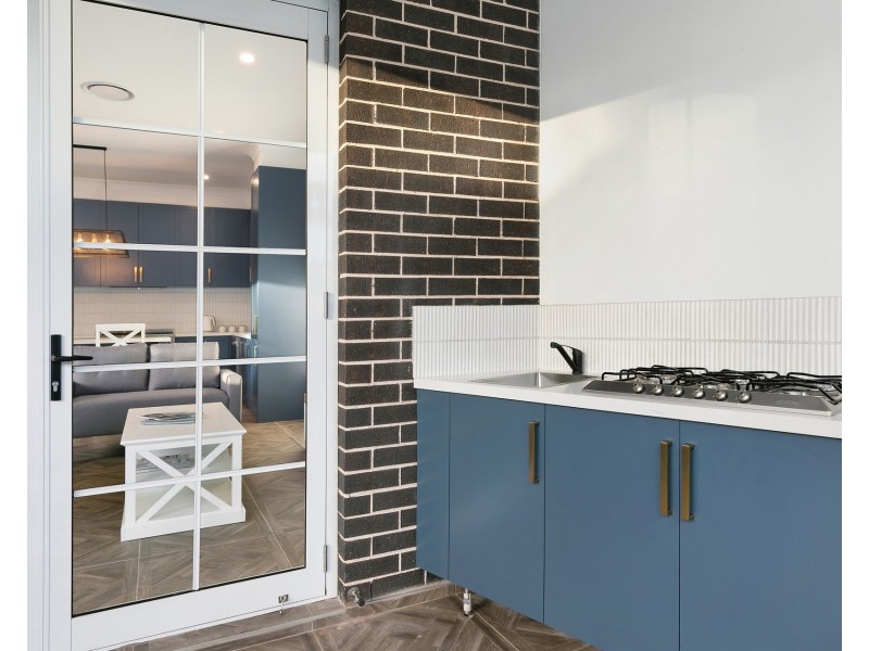 1 Leach Road, Guildford NSW 2161