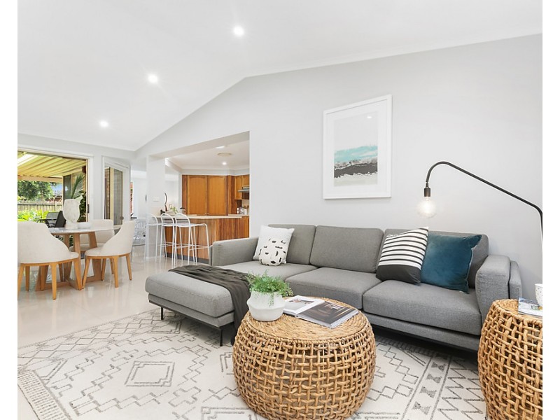 22 Bundarra Court, Wattle Grove NSW 2173