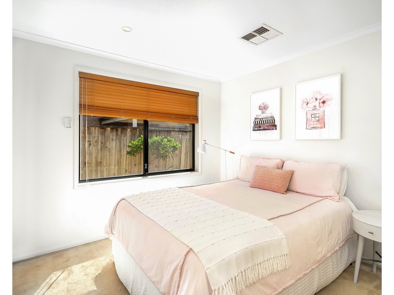 7 San Marino Drive, Prestons NSW 2170