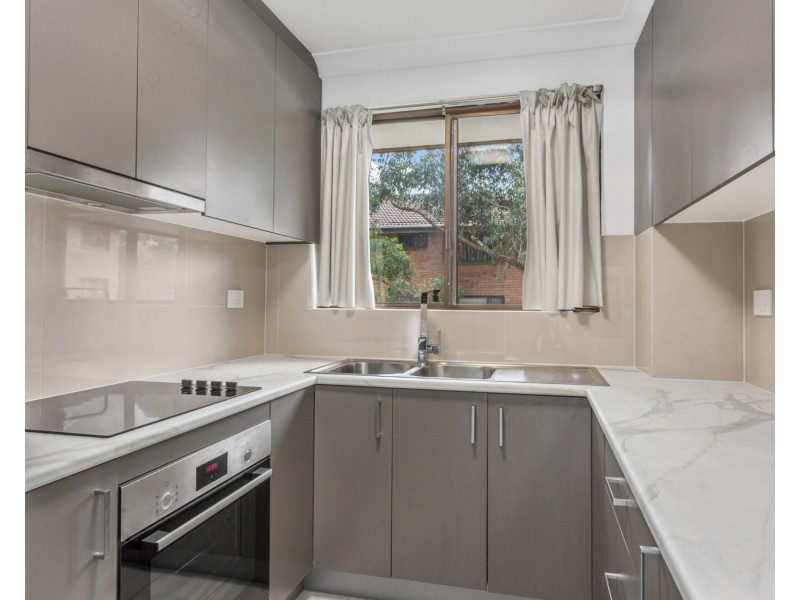 87/142 Moore Street, Liverpool NSW 2170